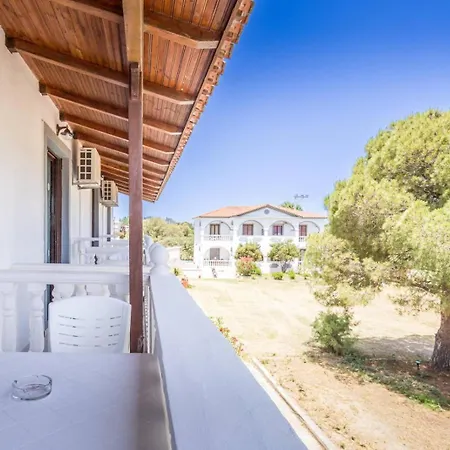 Babis 2 Lejlighed Kalamákion